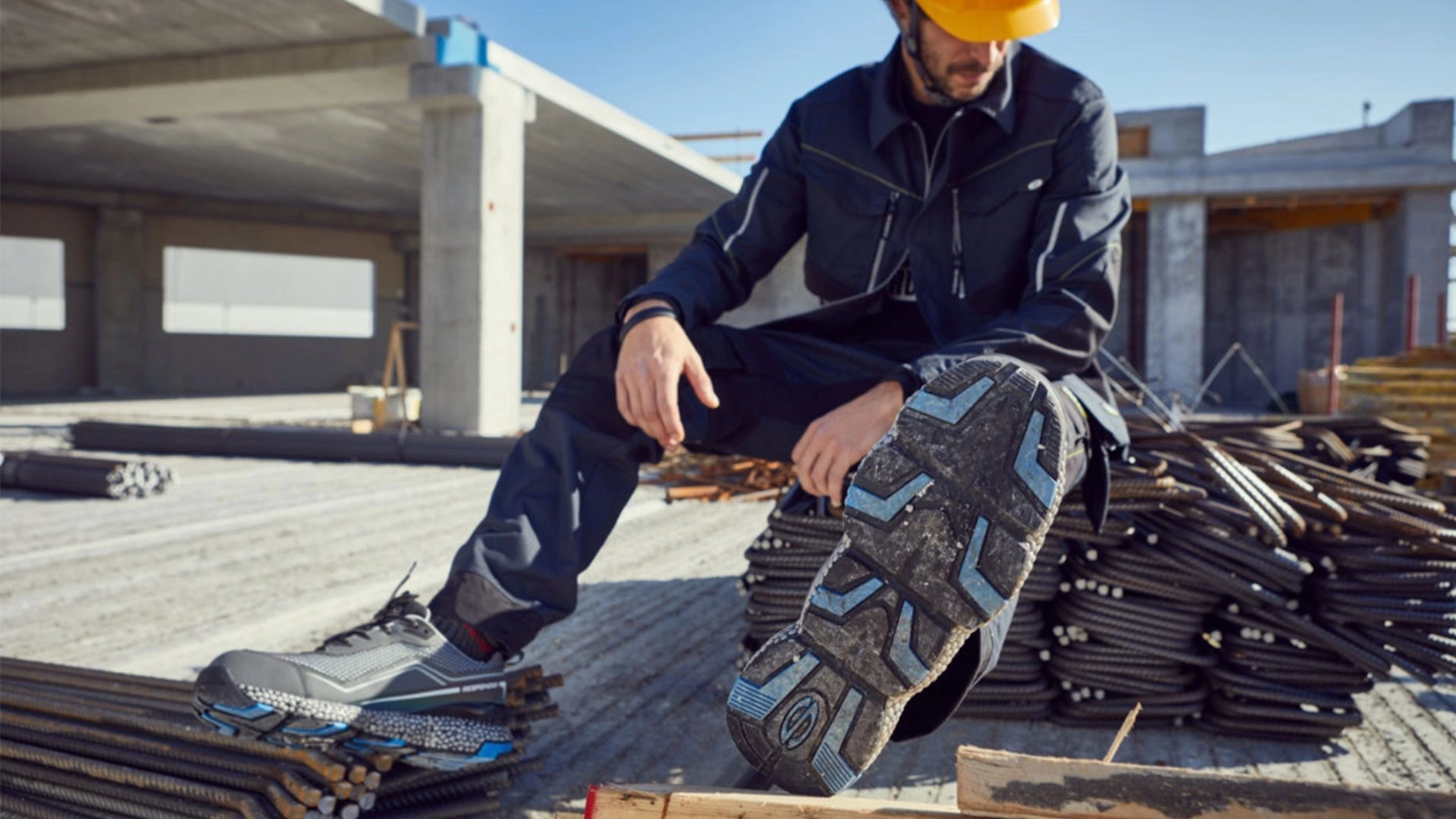 Abbigliamento e scarpe da lavoro